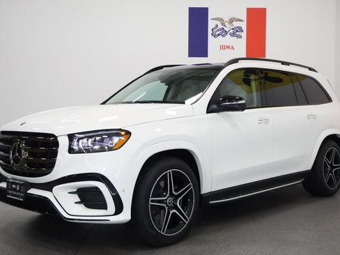 New 2026 Mercedes-Benz GLS 450 4MATIC image 8