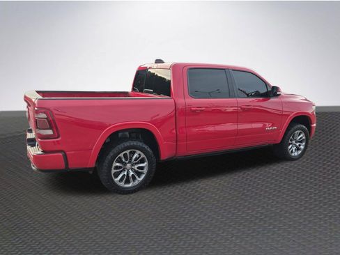 Used 2019 RAM 1500 Laramie AWD/4WD image 4