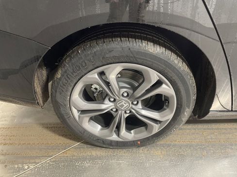 New 2025 Honda Accord EX-L image 9