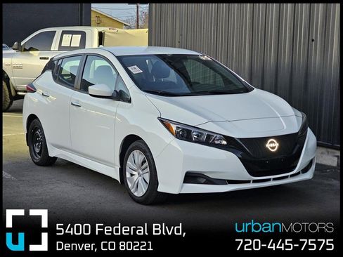 Used 2025 Nissan Leaf S image 1