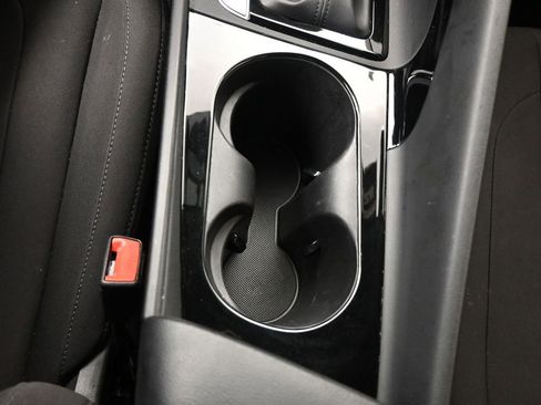 Used 2024 Hyundai Elantra Blue image 34