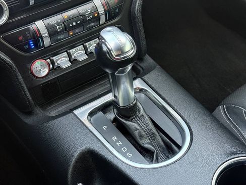 Used 2018 Ford Mustang Premium RWD image 20