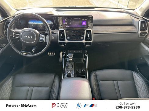 Used 2023 Kia Sorento SX Prestige image 13