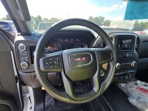 Used 2026 GMC Sierra 3500 Pro AWD/4WD image 8