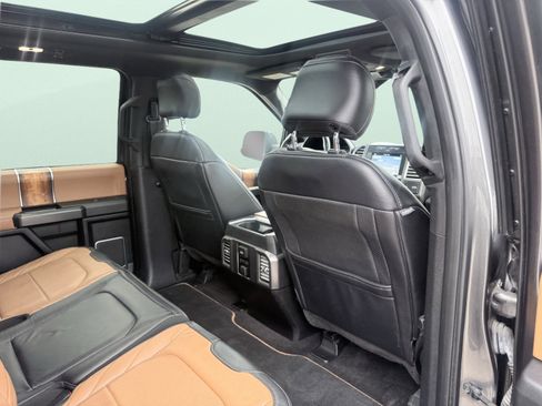 Used 2016 Ford F150 Limited image 46