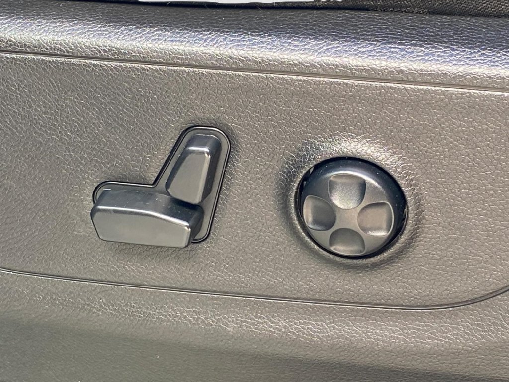 Used 2019 RAM 1500 Big Horn AWD/4WD image 17