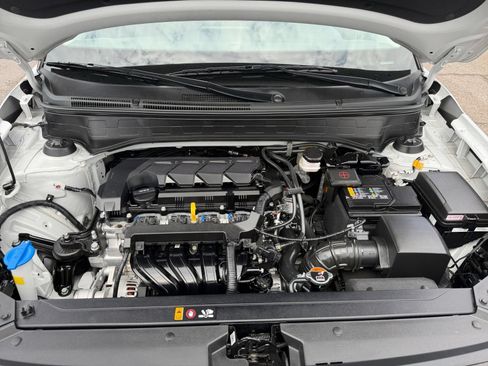 Used 2026 Hyundai Venue SEL FWD image 31