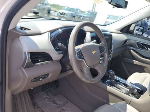 Used 2019 Chevrolet Traverse Premier AWD/4WD image 21