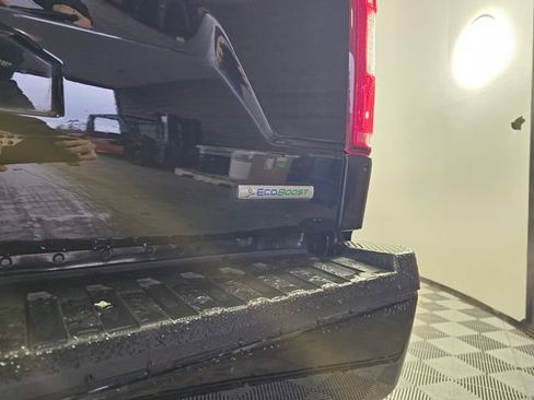 Used 2019 Ford F150 XLT w/ Equipment Group 302A Luxury image 17