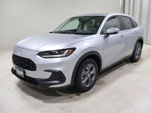 New 2026 Honda HR-V LX image 3