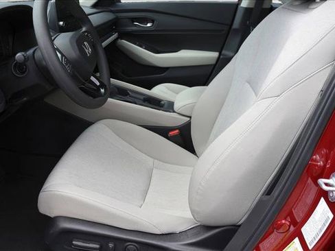 Used 2026 Honda Accord SE image 11