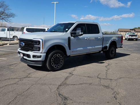 Certified 2026 Ford F350 Platinum AWD/4WD image 4