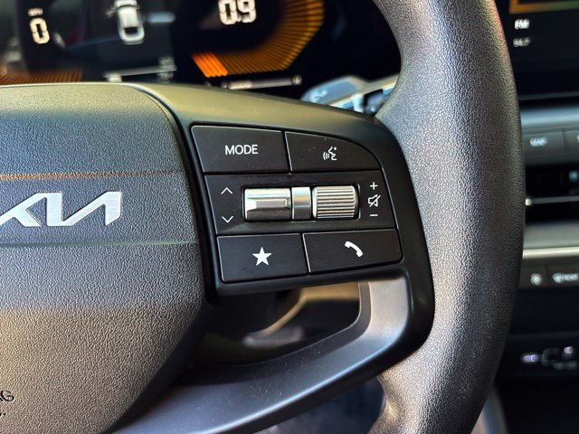 Used 2025 Kia K4 FWD image 15