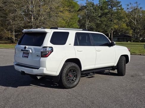 Used 2023 Toyota 4Runner SR5 Premium w/ Moonroof Package image 5