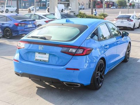 Used 2024 Honda Civic Sport Touring image 5