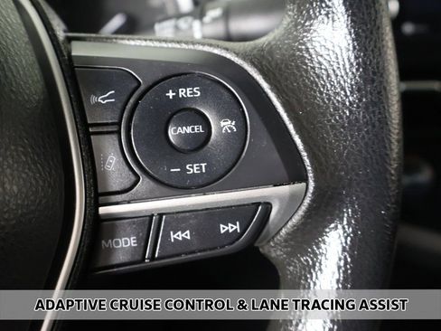 Used 2024 Toyota Camry LE image 3