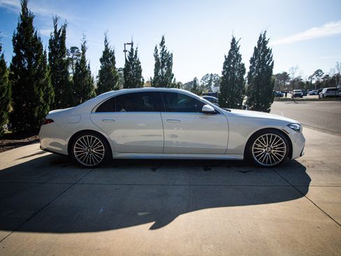 Used 2024 Mercedes-Benz S 580 4MATIC Sedan image 11