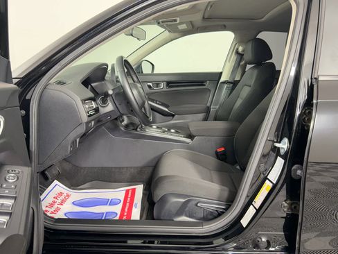 Used 2024 Honda Civic EX image 8