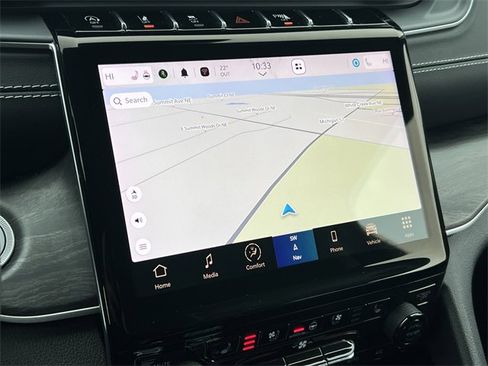 Used 2023 Jeep Grand Cherokee L Limited w/ Luxury Tech Group II image 25