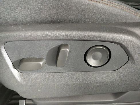 New 2026 GMC Sierra 1500 AT4 w/ AT4 Premium Package image 17