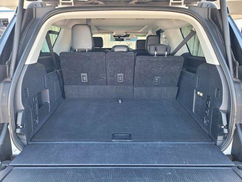 Used 2025 Ford Expedition Max Platinum AWD/4WD image 26