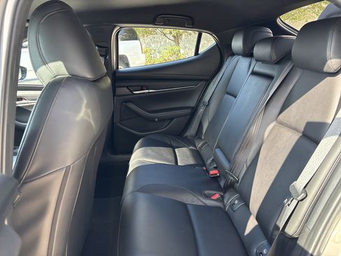 Used 2025 MAZDA MAZDA3 s Sport FWD image 29