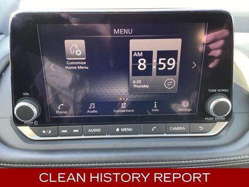 Used 2024 Nissan Rogue S AWD/4WD image 3