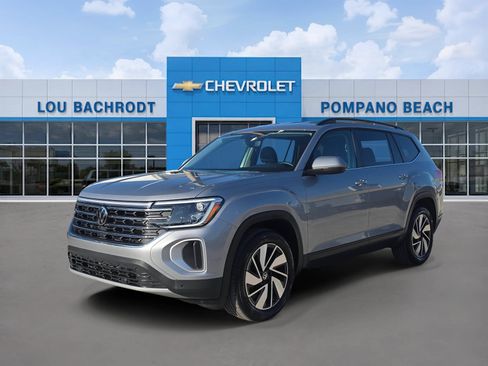 Used 2026 Volkswagen Atlas SE FWD image 3