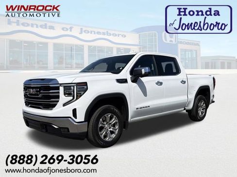 Used 2025 GMC Sierra 1500 SLT image 1