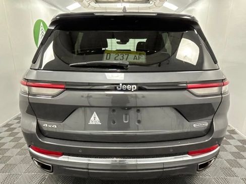 Used 2022 Jeep Grand Cherokee Overland AWD/4WD image 5