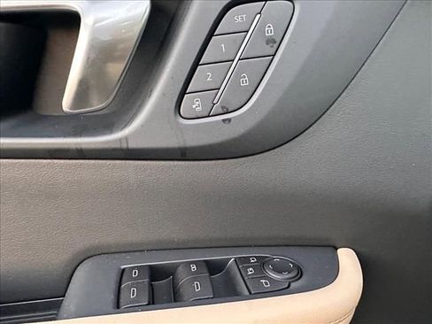 New 2026 Buick Enclave Preferred w/ Power Package image 25