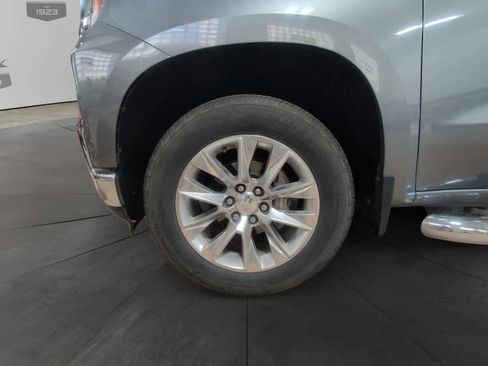 Used 2020 Chevrolet Silverado 1500 LTZ image 14