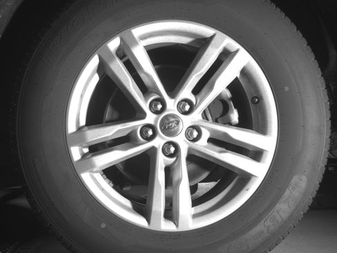 Used 2024 Ford Explorer XLT w/ Equipment Group 202A image 14