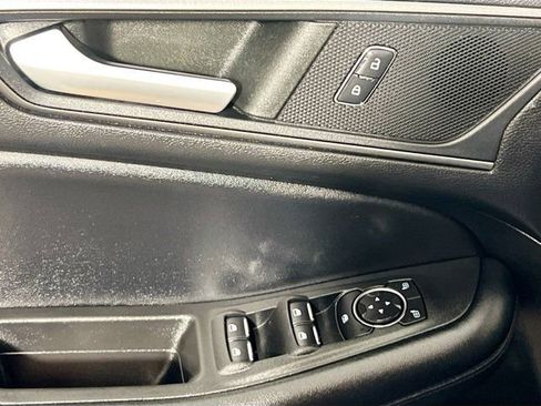 Used 2022 Ford Edge SE AWD/4WD image 14