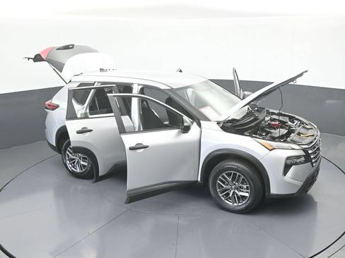 Used 2024 Nissan Rogue S FWD image 63