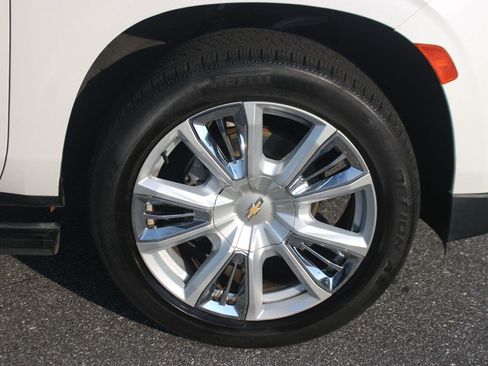 Used 2021 Chevrolet Tahoe High Country w/ Premium Package AWD/4WD image 42