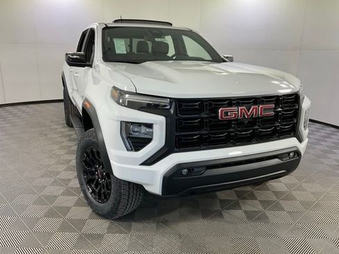 New 2026 GMC Canyon Elevation w/ Convenience Package AWD/4WD image 9