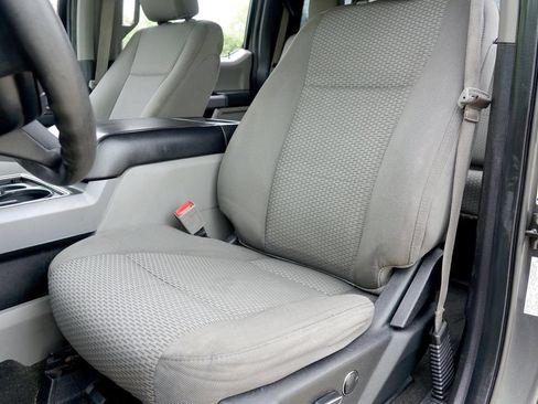 Used 2019 Ford F250 XLT w/ XLT Premium Package AWD/4WD image 41