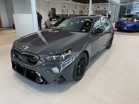 New 2026 BMW M5 Touring image 4