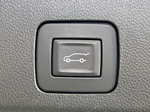 Used 2023 Buick Encore GX Essence w/ Experience Buick Package AWD/4WD image 15