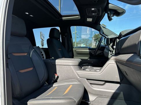 Used 2024 GMC Sierra 2500 AT4 w/ AT4 Premium Plus Package image 25