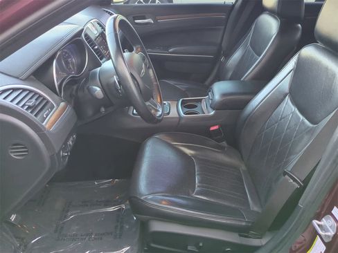 Used 2017 Chrysler 300 C Platinum w/ Safetytec Group II image 16