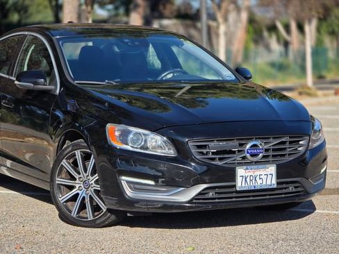 Used 2015 Volvo S60 T5 Platinum w/ Climate Package image 4