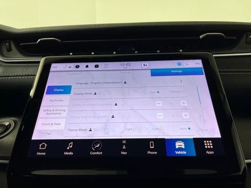 Used 2023 Jeep Grand Cherokee L Limited w/ Black Appearance Package image 27