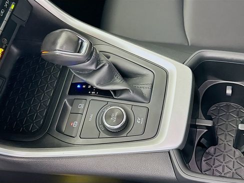 Used 2024 Toyota RAV4 XLE Premium image 17