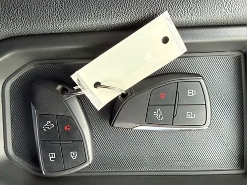 Used 2024 GMC Sierra 2500 Pro w/ Convenience Package image 37