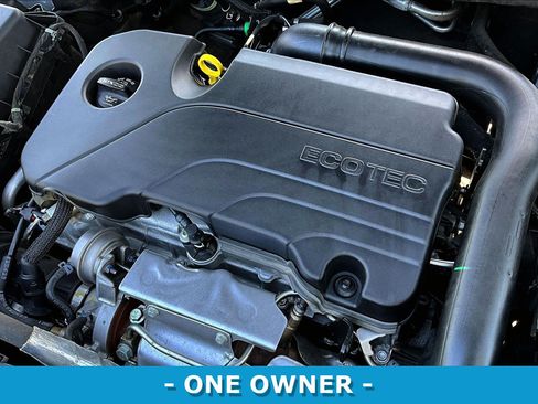 Used 2024 Chevrolet Malibu LT FWD image 31