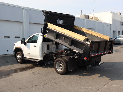 Used 2022 GMC Sierra 3500 Pro w/ Convenience Package AWD/4WD image 9