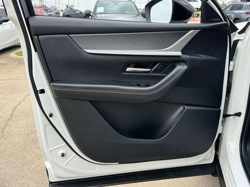 Used 2025 MAZDA CX-90 3.3 Turbo w/ Premium Sport Pkg image 10