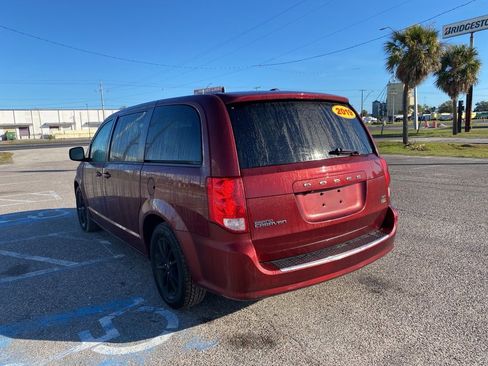 Used 2019 Dodge Grand Caravan GT image 5